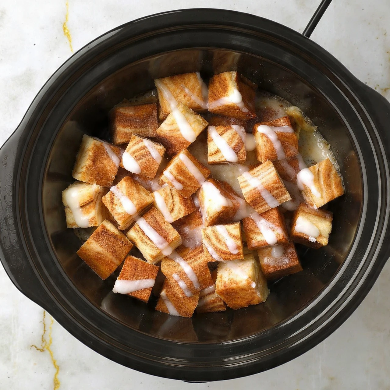 Crockpot Cinnamon Roll Casserole