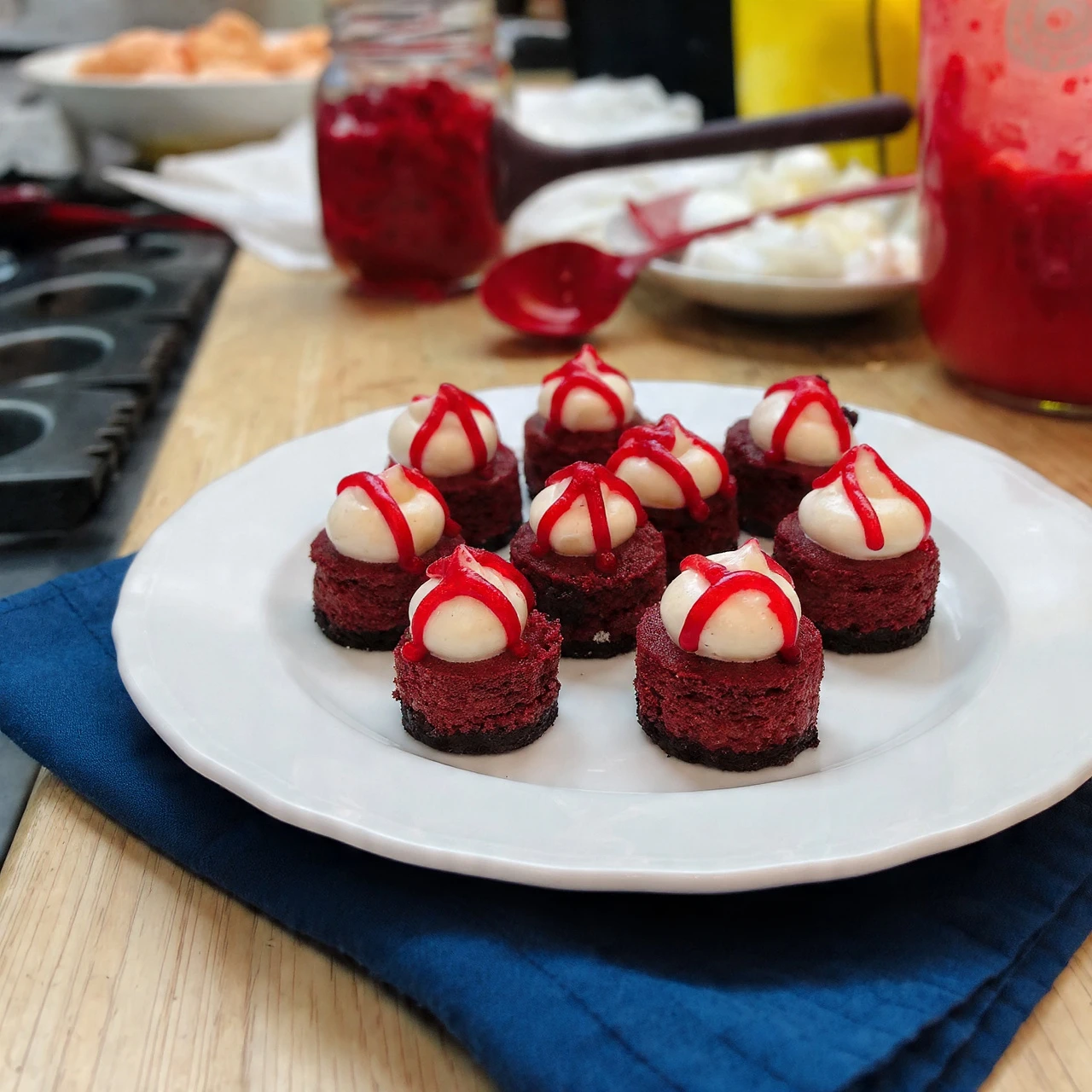 Red Velvet Cheesecake Bites Nobake Treats