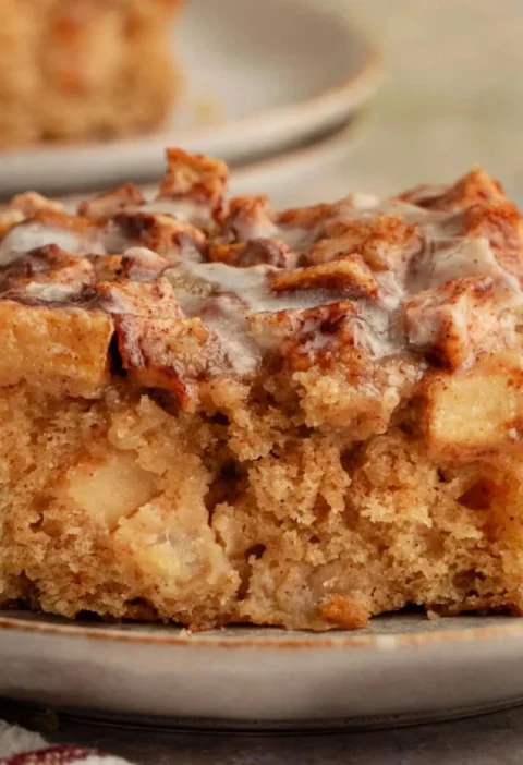 Apple Fritter Cake