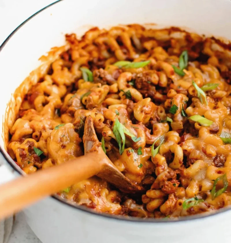One Pot Chili Mac & Cheese