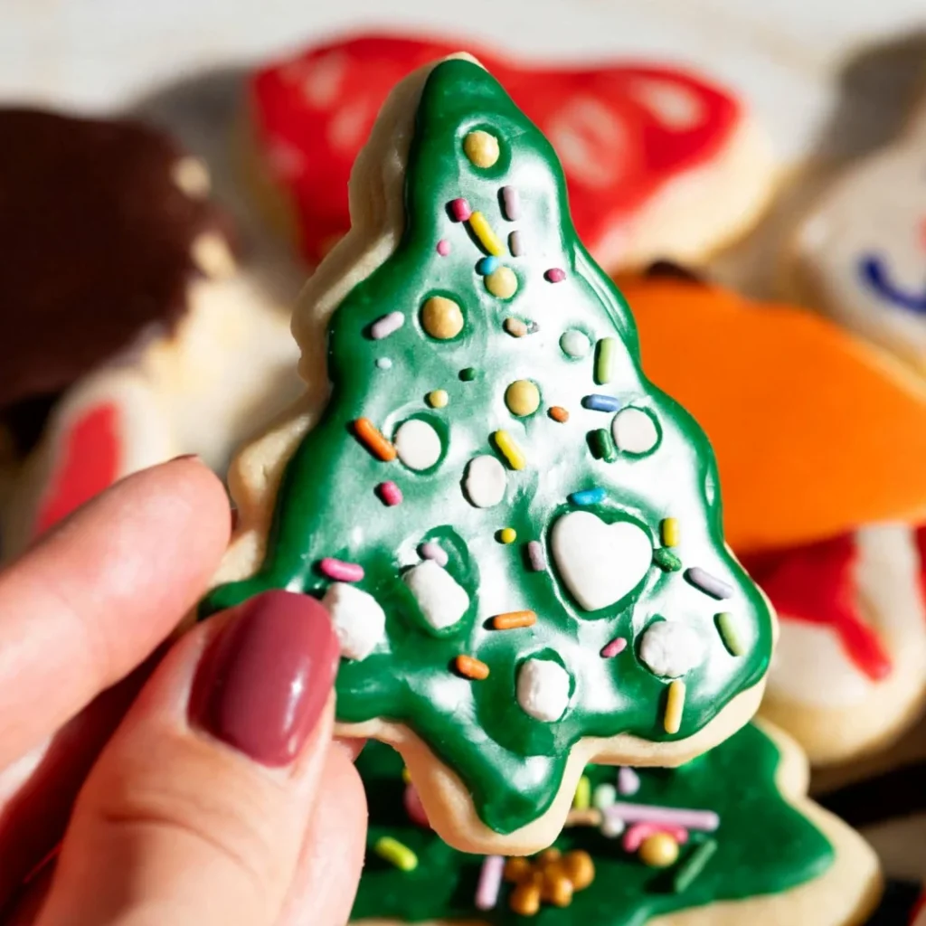 Sugar Cookie Icing (Easy Sugar Cookie Frosting)